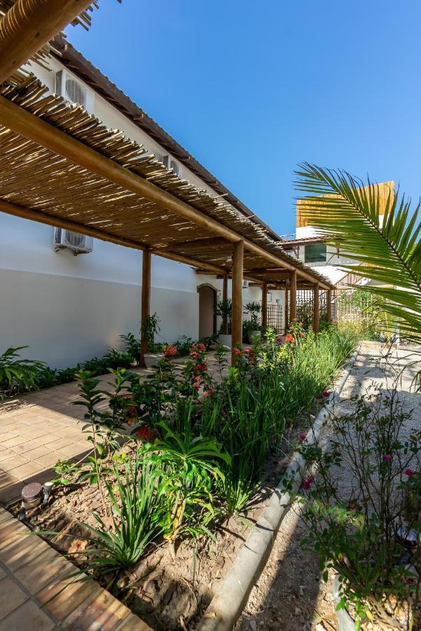 Villa Alexandre Pousada - טרנקוסו מראה חיצוני תמונה